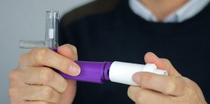 Connecting the Mouthpiece onto the Bedfont NObreath FeNO monitor